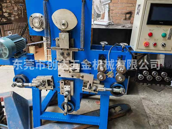如何區(qū)分打扣機(jī)和釘扣機(jī)？